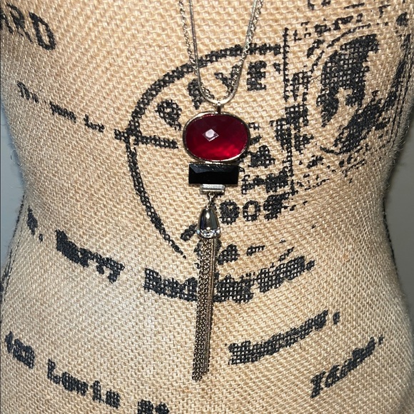 White House Black Market Necklace with Red Pendant NWT - Picture 5 of 8